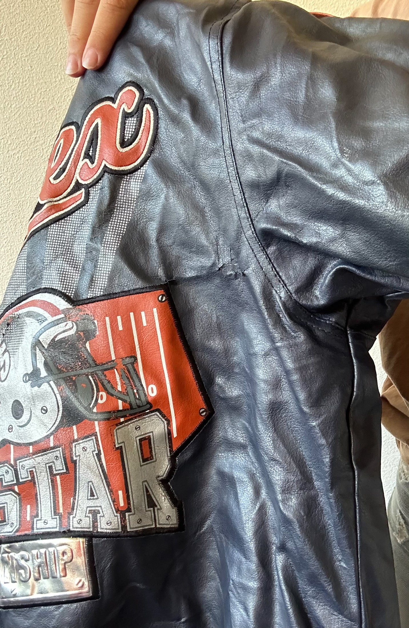 Avirex leather jacket XS
