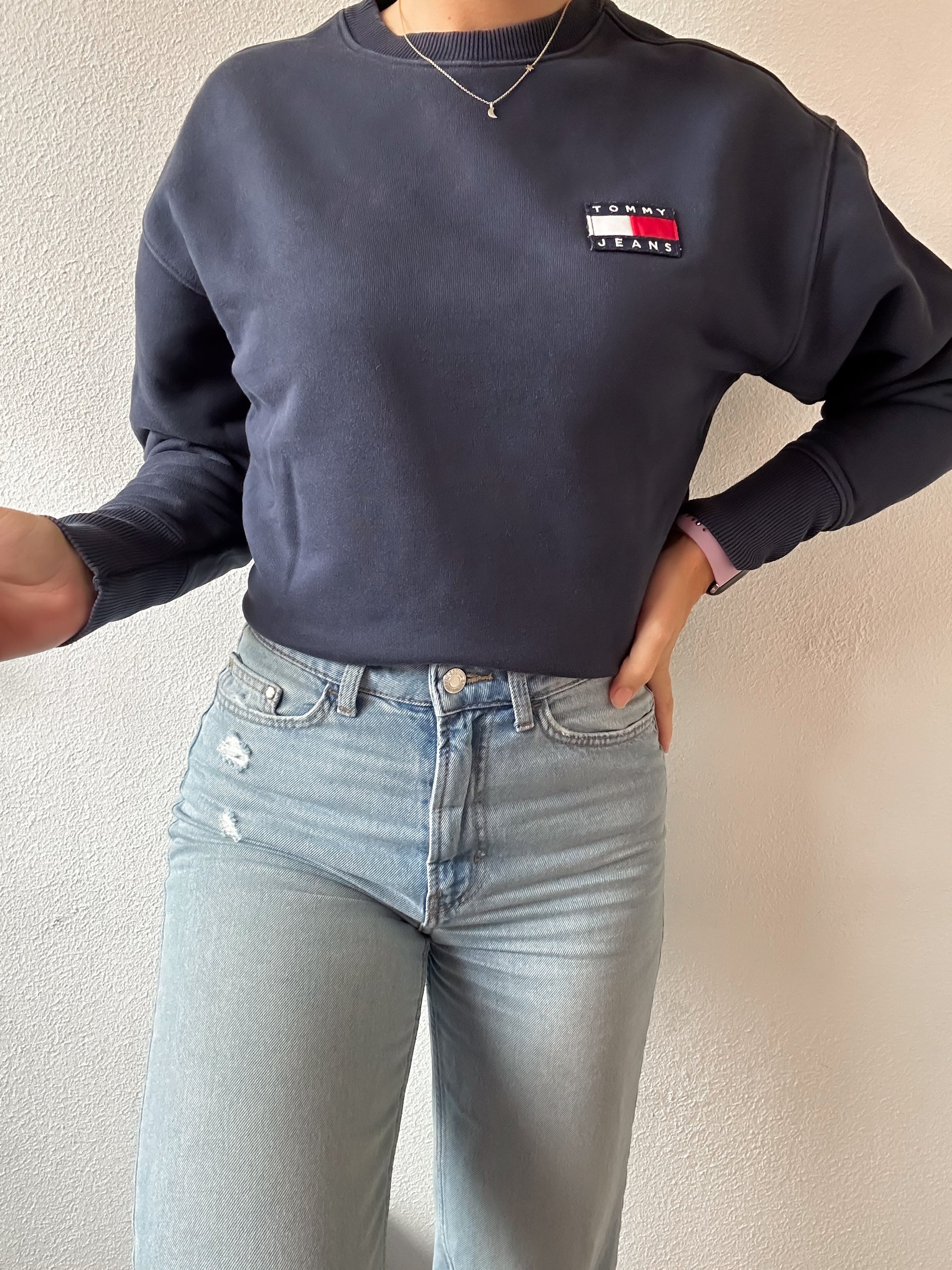 Tommy Hilfiger sweater XS – Grail Avenue