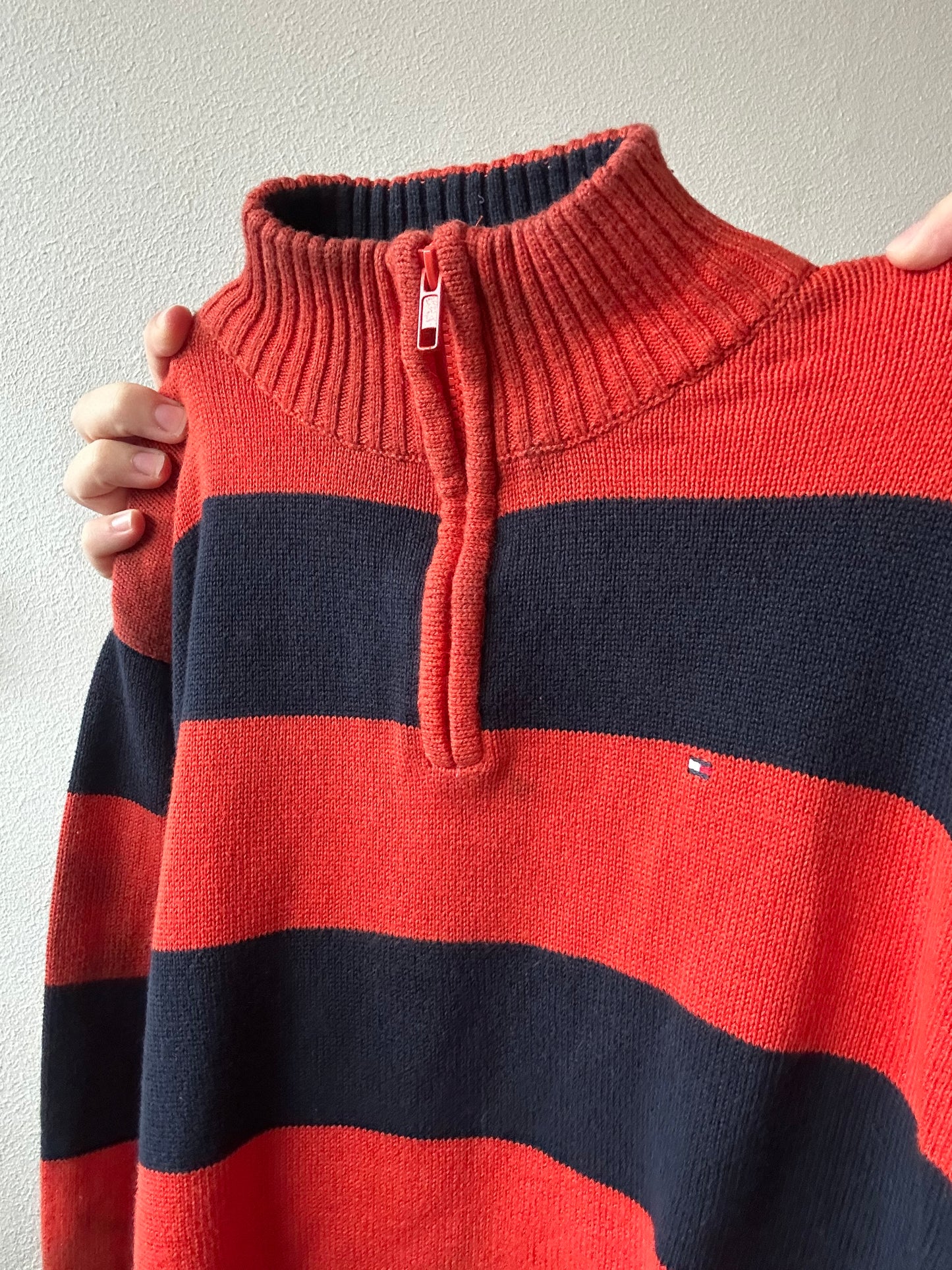 Tommy Hilfiger zip sweater M