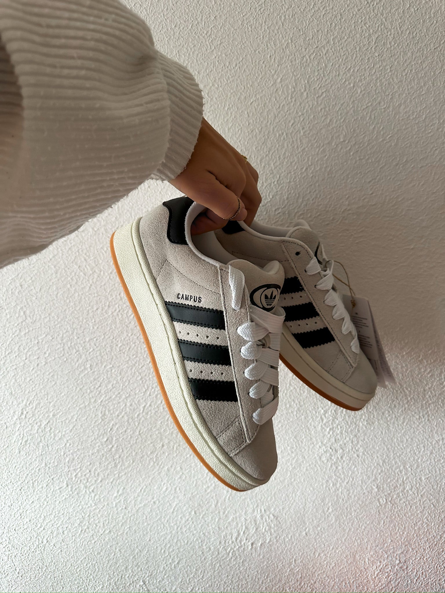 Adidas superstar best sale 35th anniversary bruin